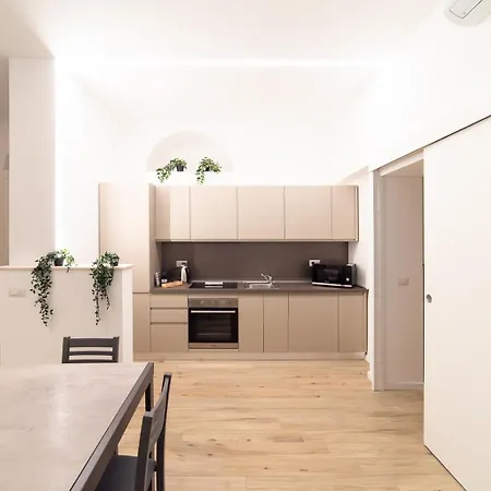 Hbhall Porta Romana Apartment Milan